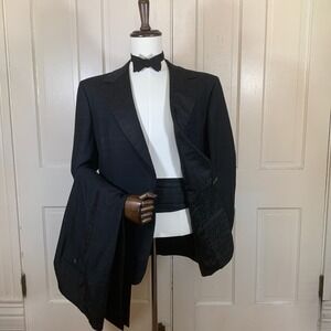 Vintage 1974 Tuxedo Suit Mens 34W Black Paisley Brocade Cummerbund Bow Tie